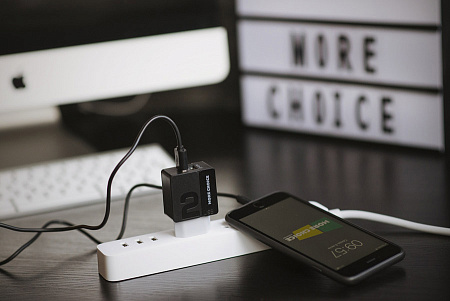 СЗУ 2USB 2.4A для Lightning 8-pin More choice NC46i